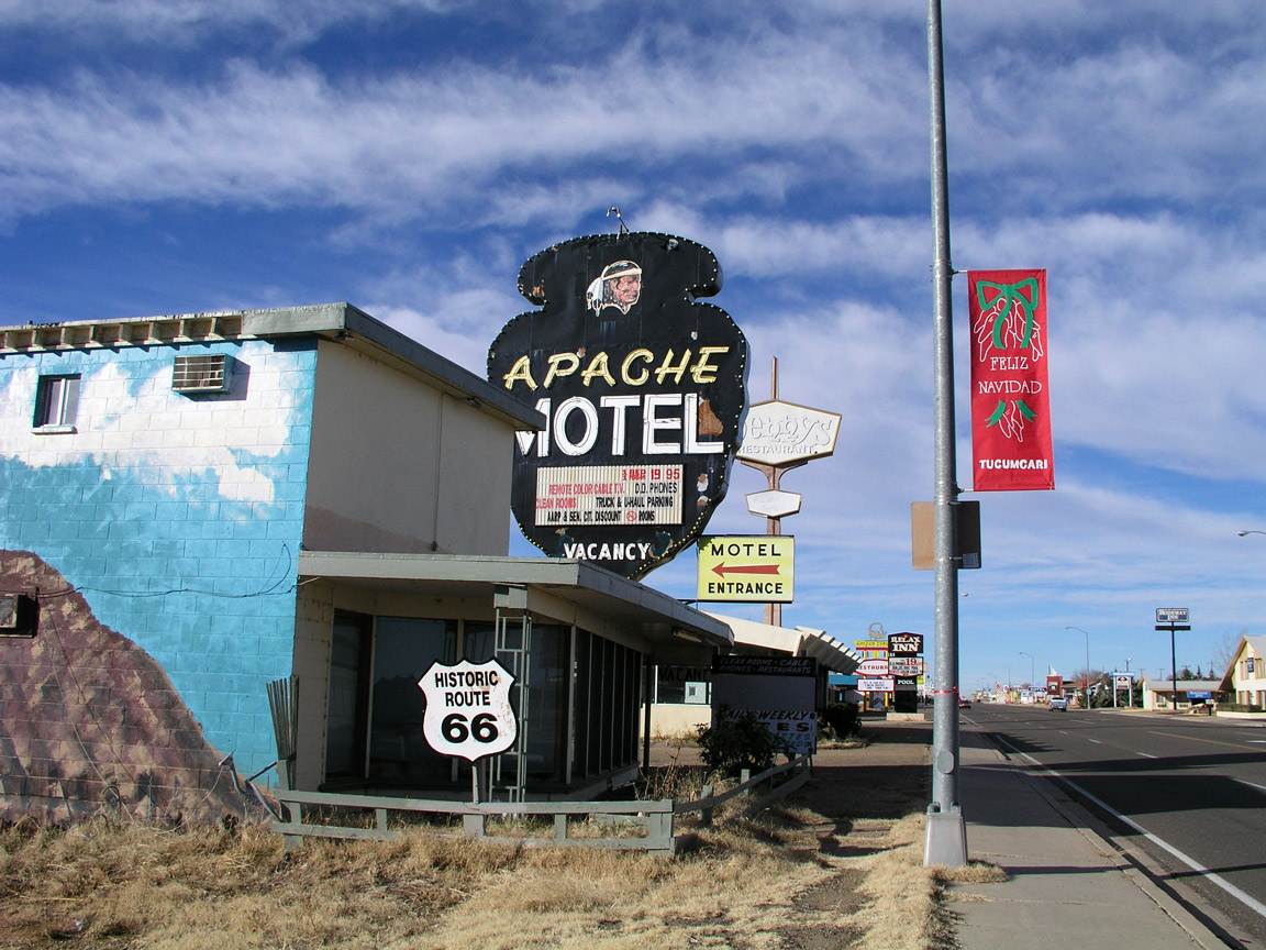 PHOTO GALLERY EIGHTEEN ON THE ROAD NEW MEXICOTUCUMCARI.